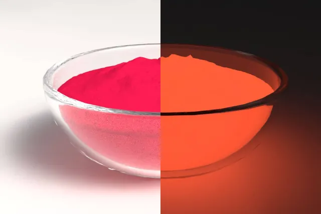 Glow in the dark pink